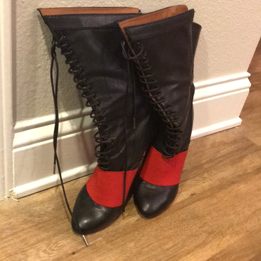 Givenchy lace up leather boots - Picture 3 of 7
